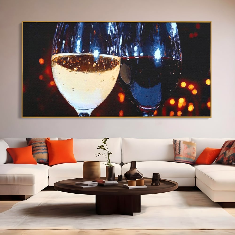 Tablou canvas cu tablou canvas cu doua pahare de vin, in rama de aluminiu auriu, pe perete intr-un living